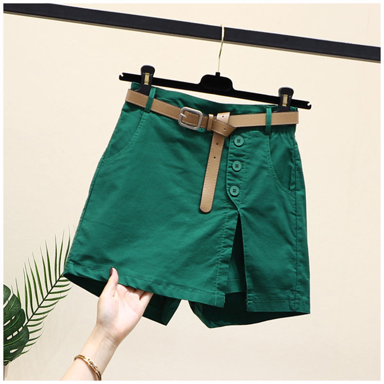 Casual Shorts, straight wide-leg high-waisted loose made of cotton. KilyClothing