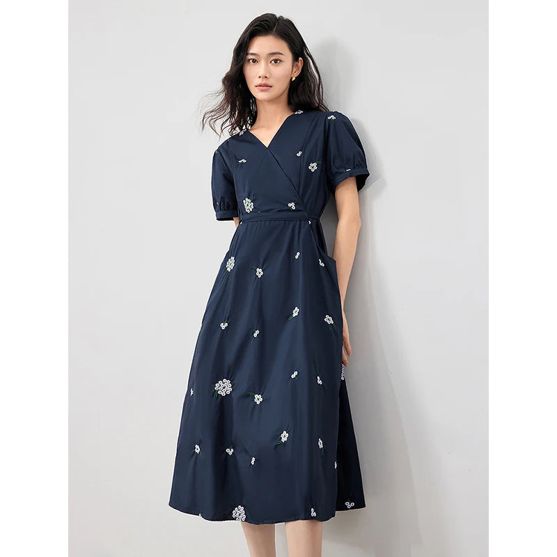 Vestido bordado de algodón puro adelgazante con escote en V para verano