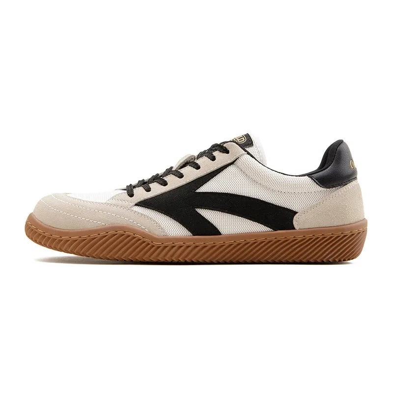 Retro Casual White Low Top Sports Tennis Shoes, Outdoor Lace-Up Footwear Designer Sneakers